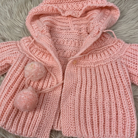 Beautiful Handmade Sweater - Picture 2 of 9